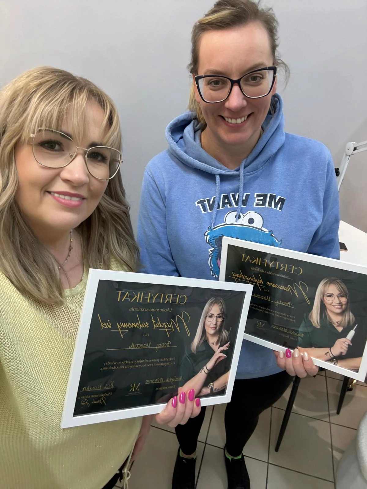 Od hobby do zawodu – jak zacząć zarabiać na stylizacji paznokci i nie utknąć w miejscu